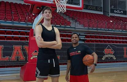 Rekorder američke košarke ima 236 cm. Još nije ni dirnuo loptu