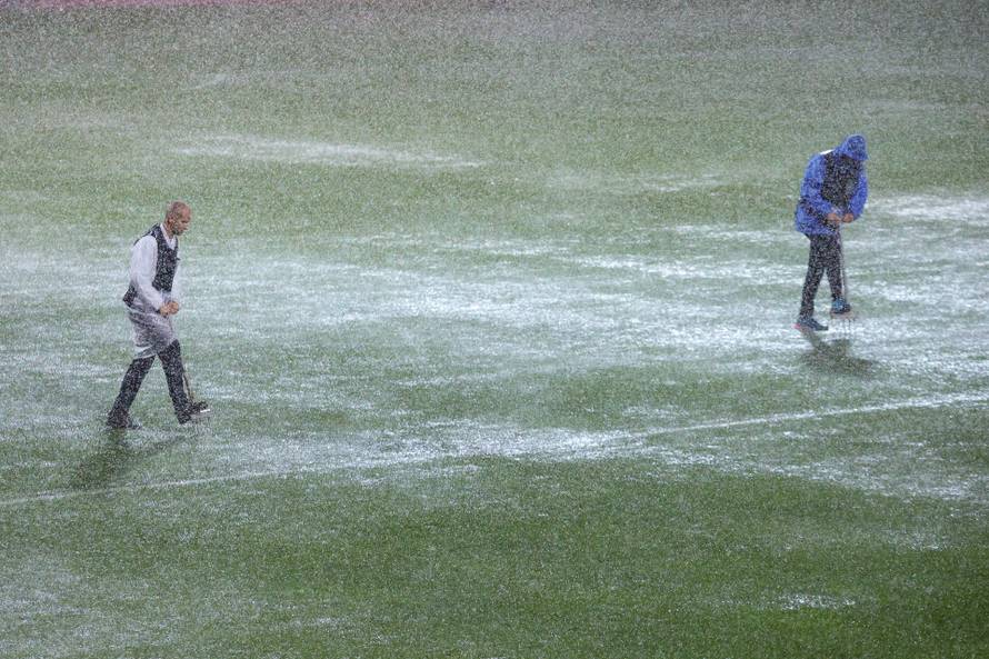 Utakmica između Rijeke i Sparte Prag u Konferencijskoj ligi prekinuta zbog kiše