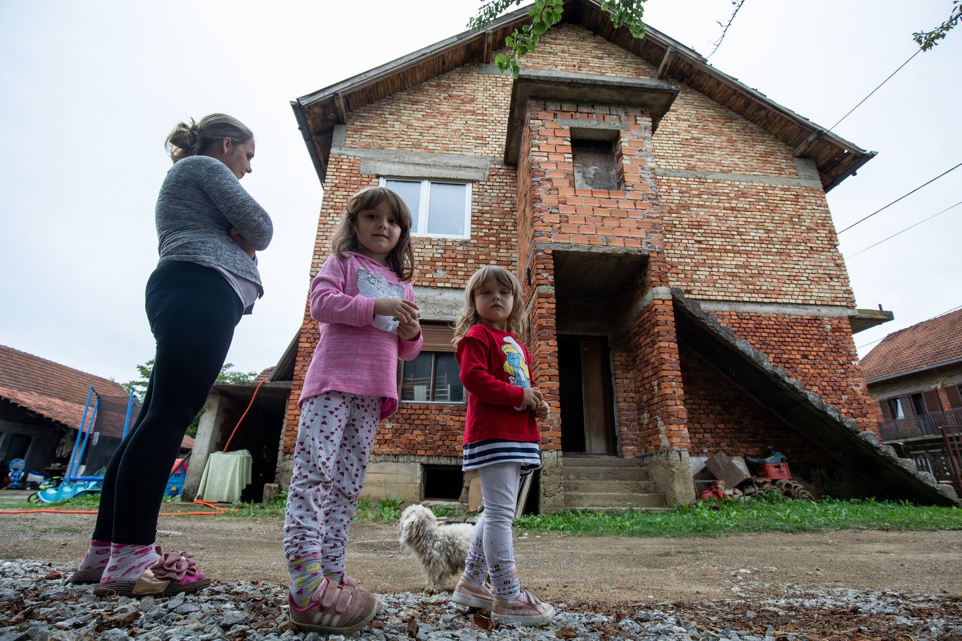 Novi potres sve digao na noge, ljudi su očajni, a djeca ispituju: 'Mama, kad će prestati tresti?'