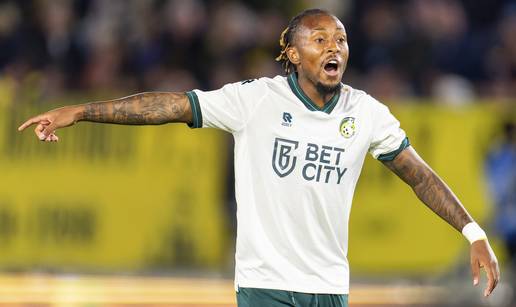 Nogometaš je na šest mjeseci nestao iz javnosti, javio se: 'Bio sam u komi, učili su me hodati'