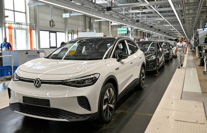 Zbog nestašice čipova prodaja Volkswagena pala za četvrtinu