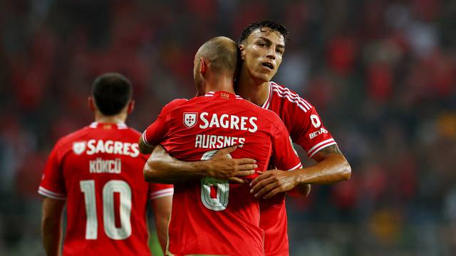Supertaca - Benfica v FC Porto