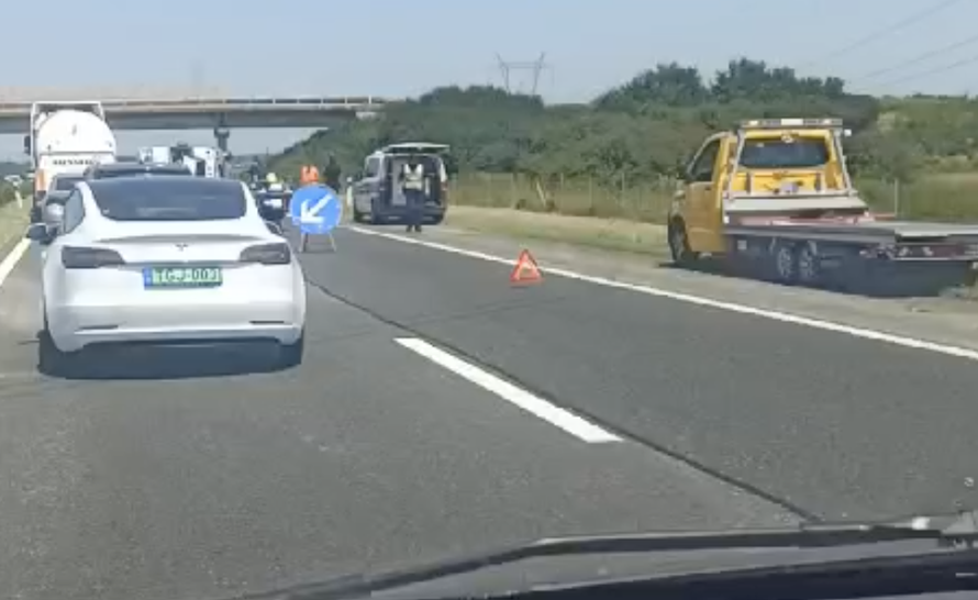 VIDEO Kamper se prevrnuo kod Jastrebarskog prema Zagrebu, kolona je preko 10 kilometara!