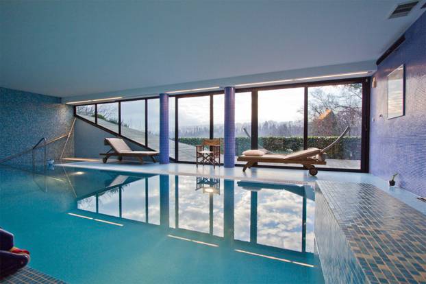 U Zagrebu se prodaje hit vila! '4 etaže, nagrađena je vani i u Hrvatskoj'. Ovo joj je cijena