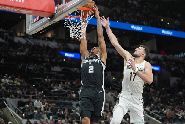 NBA: New Orleans Pelicans at San Antonio Spurs