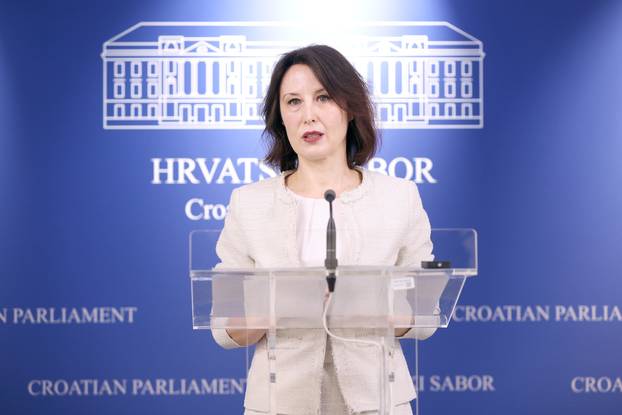 Zagreb: Dalija Orešković o temi "Neustavan rad Ustavnog suda"