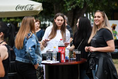 Završio je Chill&Grill: Uživalo se u koncertu benda Cold Shower