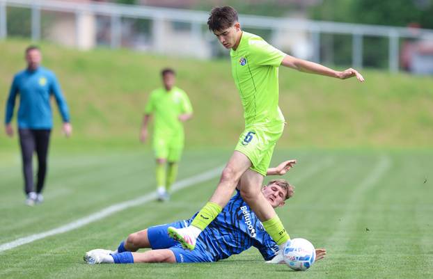 Bjelovar: Finale kupa kadeta izme&dstrok;u Slaven Belupa i Dinama