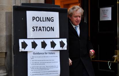 Zatvorena birališta, objavili su ankete: Johnson pobjeđuje