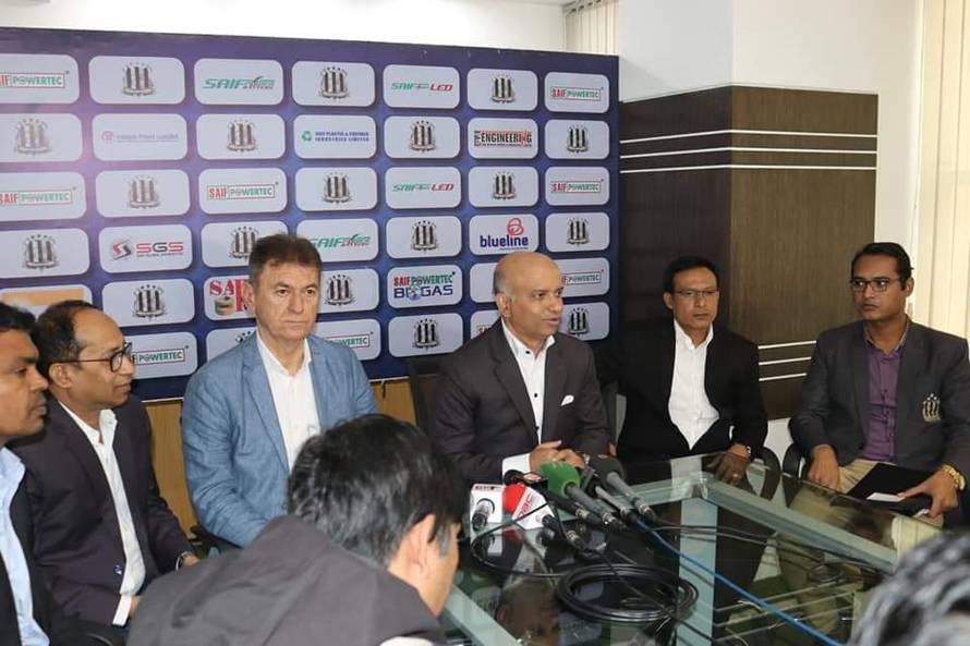 'Tu igra bivši Messijev suigrač, a često igramo i na +35 °C...'