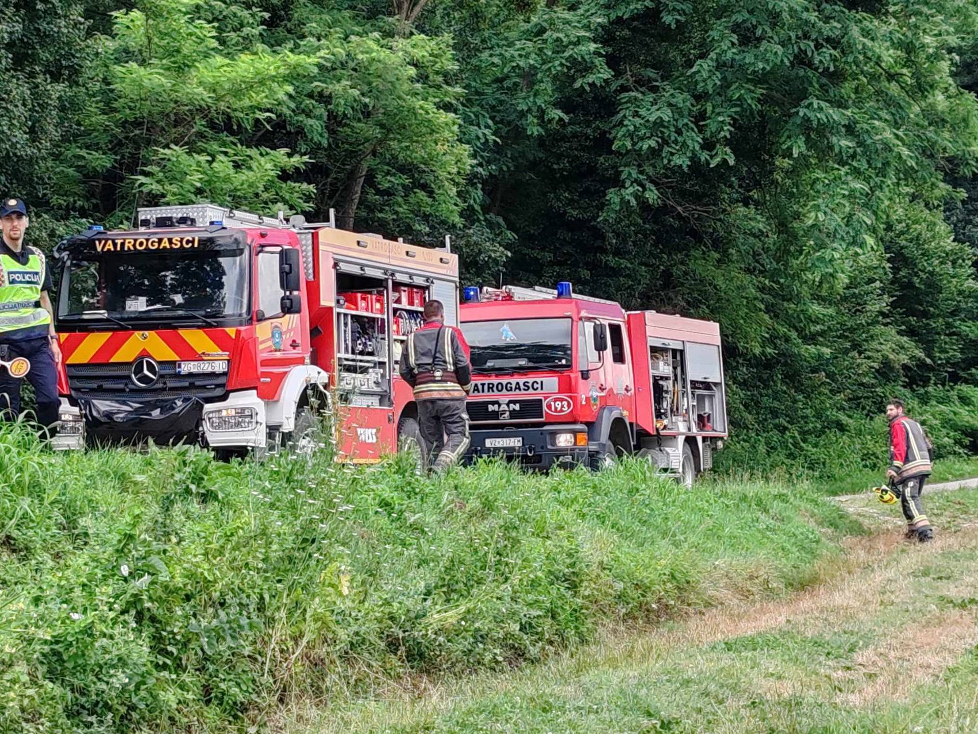 Kamion sletio s ceste kod Ludbrega i priklještio čovjeka, vatrogasci izvlačili ozlijeđenog