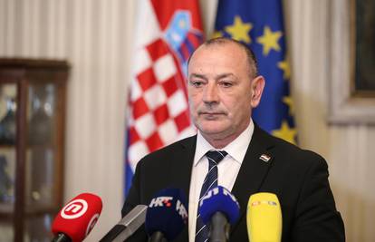 Ministar Tomo Medved hrvatskim braniteljicama poželio optimizam i jedinstvo