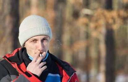 Pušenje mentol cigareta stvara puno veću ovisnost