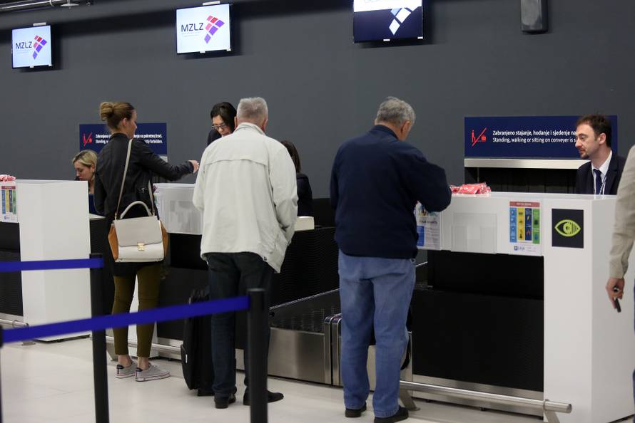 'Tuđman' primio prve putnike: Evo kakvi su njihovi dojmovi...