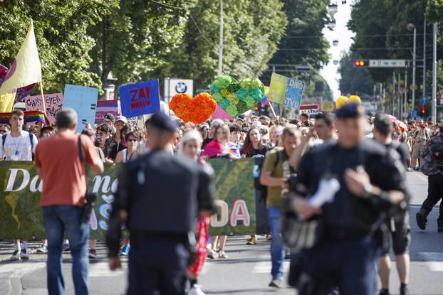 Zagreb: 21. Povorka ponosa pod sloganom "Dajte nam naša četiri zida!"