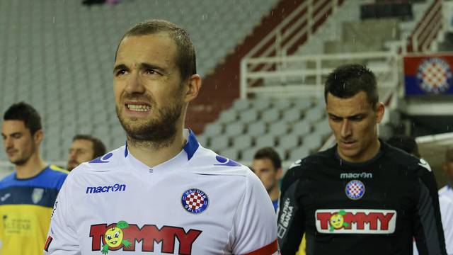 Split: Na terenu natopljenom kišom odigrana utakmica HNK Hajduk - NK Inter Zapreši?