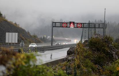 HAK upozorava vozače: Magla smanjuje vidljivost na cestama