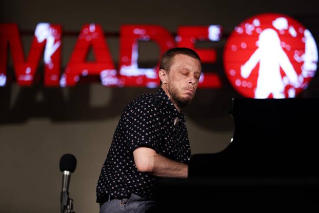 Zagreb:  Ljeto u Klovi?evim dvorima otvoreno koncertom Matije Dedi?a