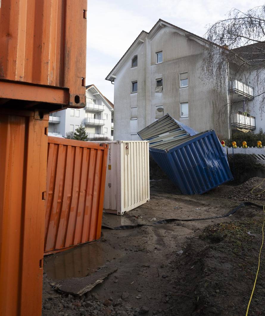 Damage after bomb blast in Hanau