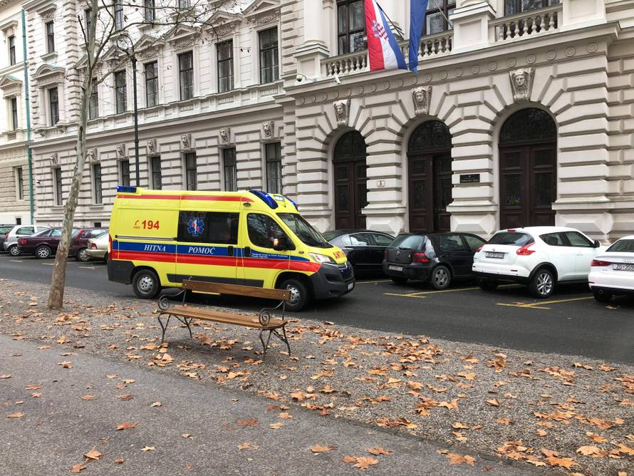 Drama na Zrinjevcu: Muškarac došao na sud i umro u hodniku