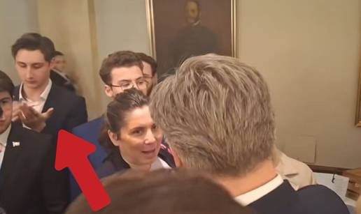 VIDEO Plenković dolazi, želite se rukovati, a ruke nisu čiste...: Evo kako se ovaj mladić snašao