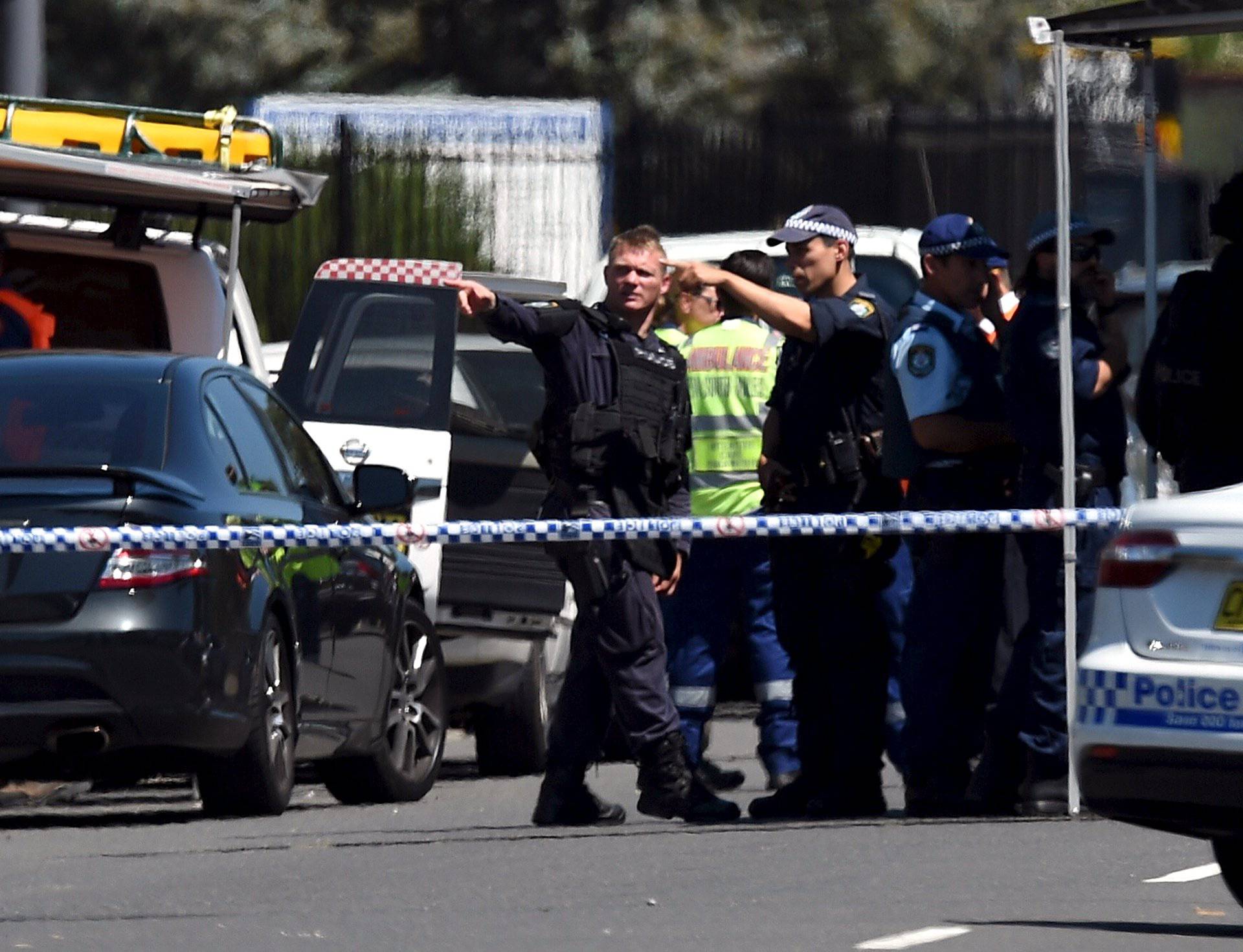 Jedan mrtav i dvoje ranjenih u Sydneyu, opasnost još traje...