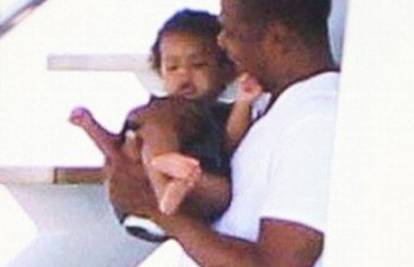 Kanye West snimio uspavanku za kćer svog prijatelja Jay-Z-ja