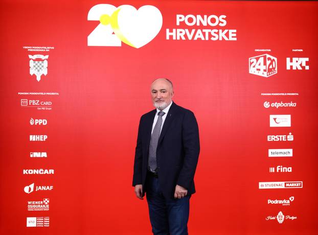 Zagreb: Svečana dodjela nagrade Ponos Hrvatske, fotografiranje prije početka dodjele 