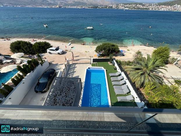 FOTO Ima konobu s vinom i dva bazena: Vila na Čiovu prodaje se za čak šest milijuna eura