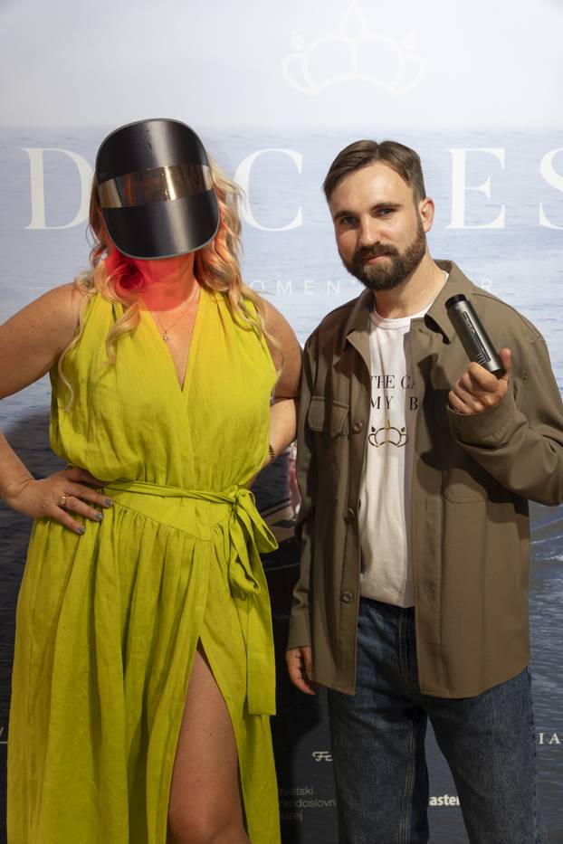 FOTO Manekenke u Zagrebu šetale u prozirnim kreacijama