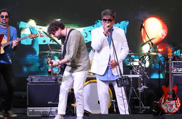 Zagreb: Crvena jabuka predstavila novi album i najavila koncertnu turneju