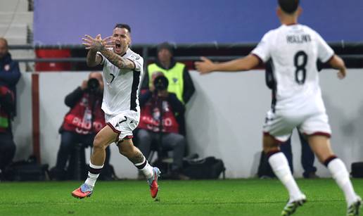 VIDEO Albanija šokirala Srbiju usred Leskovca! Dvoglavi orao izazvao bijes srpskih navijača