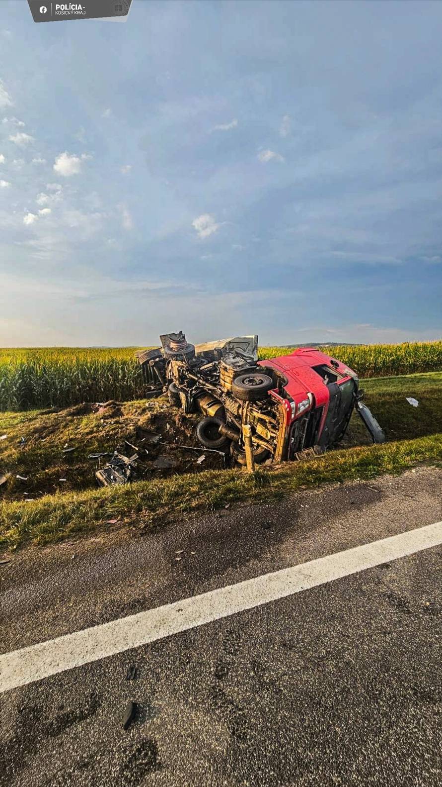 FOTO Užas u Slovačkoj: Sudarili se autobus i kamion. Najmanje jedan mrtav, čak 28 ozlijeđenih