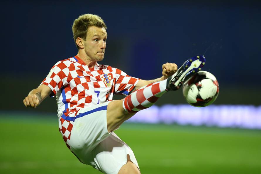 Srpski izbornik rakijom  očarao Raketu, Messija i cijelu Barcu...