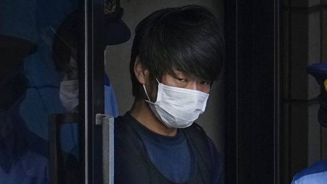 Muškarac optužen za ubojstvo bivšeg japanskog premijera