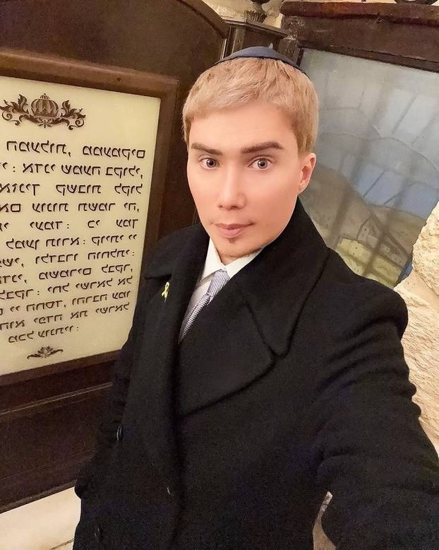 Učitelj spiskao 600.000 € da bude Azijatkinja! Sad želi opet biti muško: 'Brusili su mi kosti'