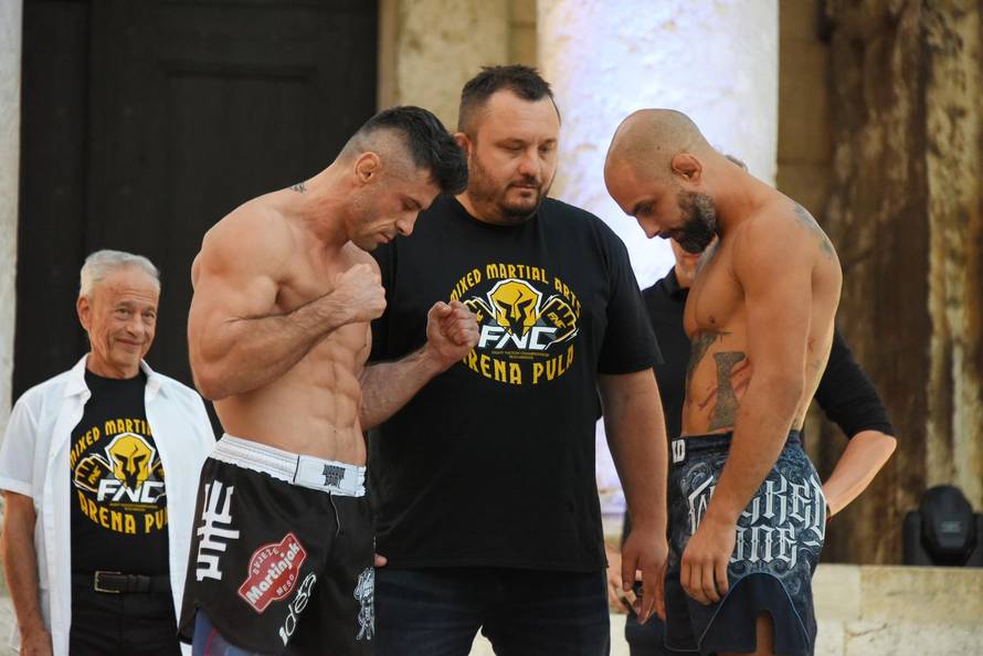 Pula: Službeno vaganje za MMA spektakl u pulskoj Areni - FNC 7