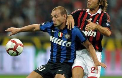 Inter i na Fiorentinu mora bez Wesleyja Sneijdera...