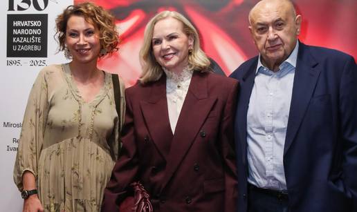 FOTO Pogledajte tko je sve od poznatih došao u HNK na premijeru Krležinih zastava