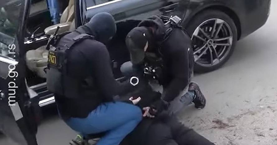 VIDEO U velikoj narkoakciji vrijednoj 10 mil. € uhićeni Srbi: Kokain sakrili u betonske ploče