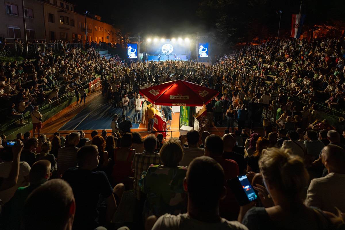 Karlovac Open Air Tribute i otvorenje Međunarodnog festivala folklora