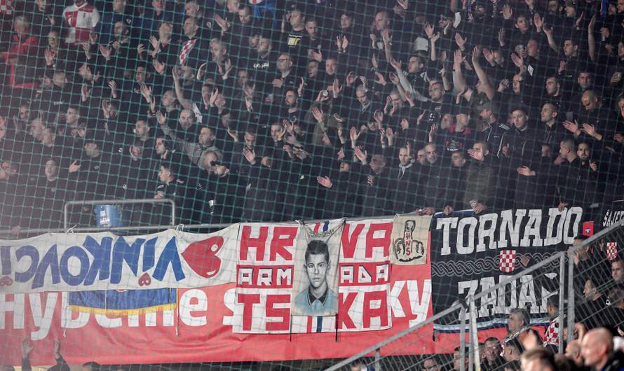 Prag: Atmosfera na tribinama tijekom susreta Češke i Hrvatske u kvalifikacijama za FIFA Svjetsko prvenstvo
