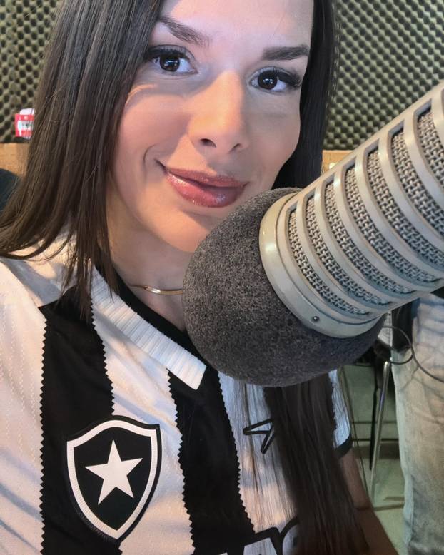 FOTO Nadal ju je gutao očima u Brazilu. Gdje je ova hostesa 11 godina poslije i kako izgleda?