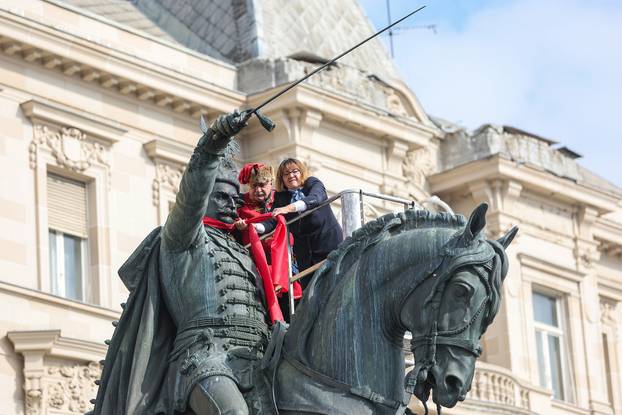 Obilježavanje Dana kravate u Hrvatskoj na Trgu bana Josipa Jelaci´ca