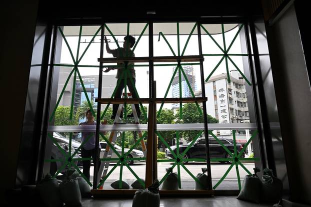 Super Typhoon Ragasa approaches Zhuhai