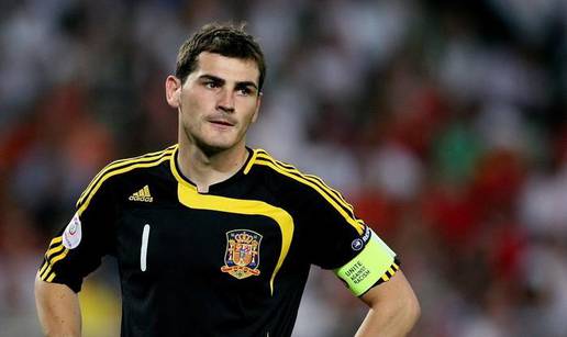 I Casillas kritizira: Lopta za Mundijal je živi užas!