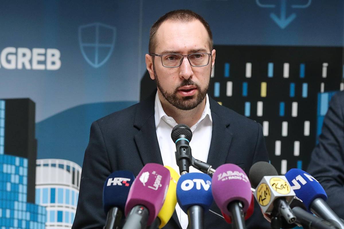 UŽIVO Tomašević: 'Mladi imaju veću ekološku svijest od nas starijih, oni su nam bitan faktor'