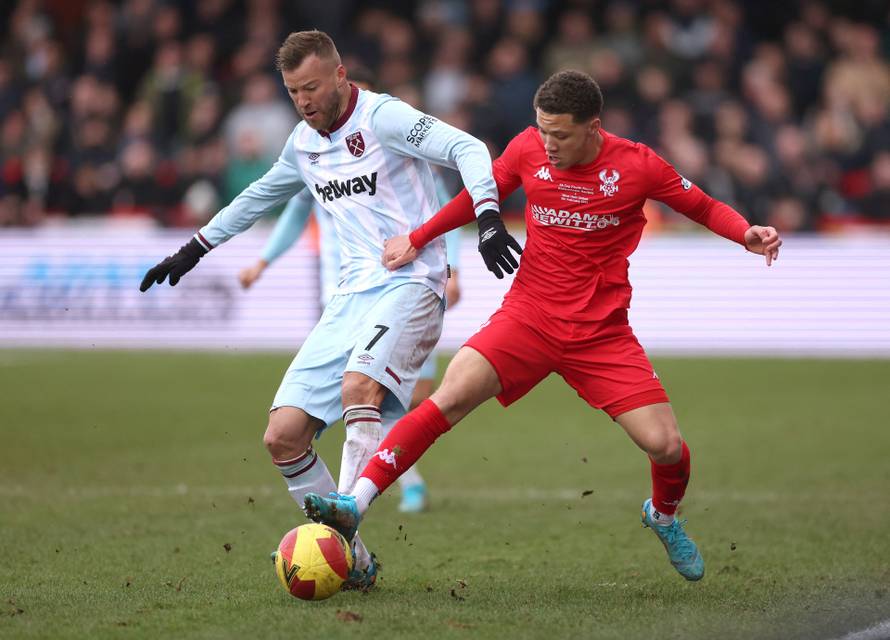 FA Cup - Fourth Round - Kidderminster Harriers v West Ham United