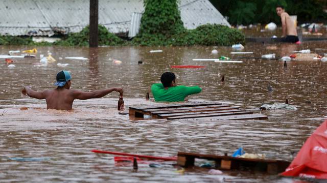 Flooding due to heavy rains in the city of Encantado