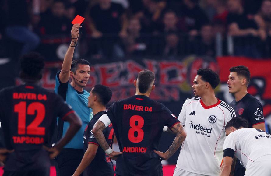 Bundesliga - Bayer Leverkusen v Eintracht Frankfurt